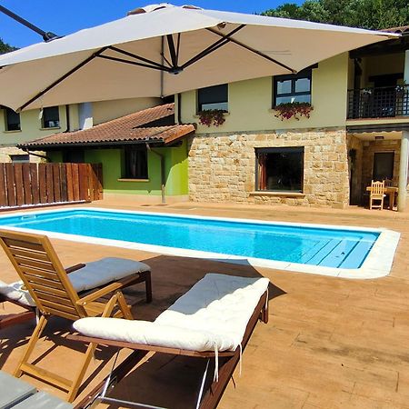 Chalet Con Piscina Climatizada En La Naturaleza Areatza Εξωτερικό φωτογραφία