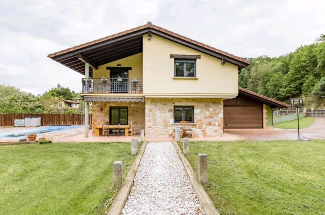 Chalet Con Piscina Climatizada En La Naturaleza Areatza Εξωτερικό φωτογραφία